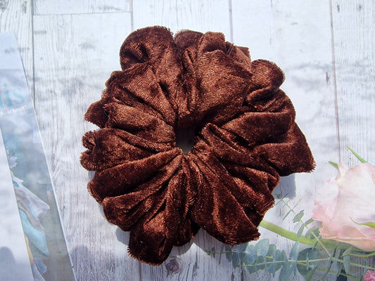 Velvet Scrunchie Chocolate
