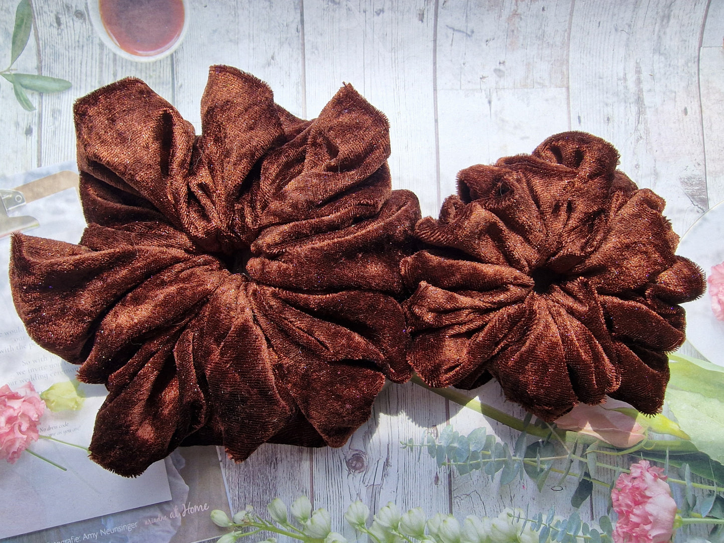 Velvet Scrunchie Chocolate